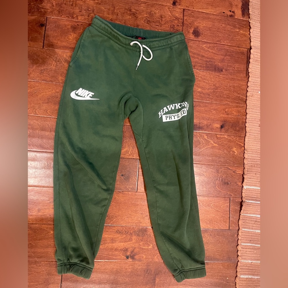 Nike Stranger things collab Hawkins green joggers NWOT size S